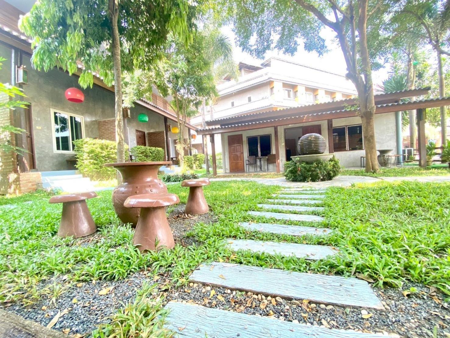 Home Inn Pai Garden Exterior photo